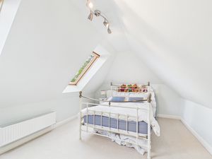 Photo 1- click for photo gallery